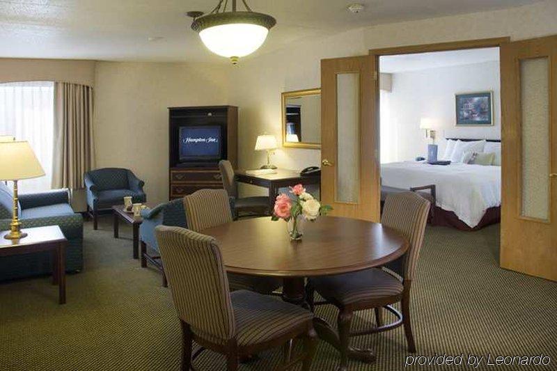 Baymont By Wyndham Southfield/Detroit Hotel ห้อง รูปภาพ